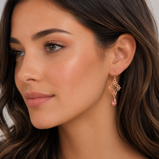 Pendientes adornados de oro rosa