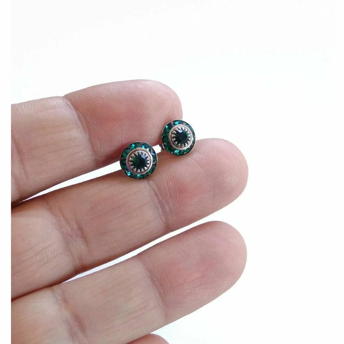 Emerald Green Crystal vintage LoveYourBling