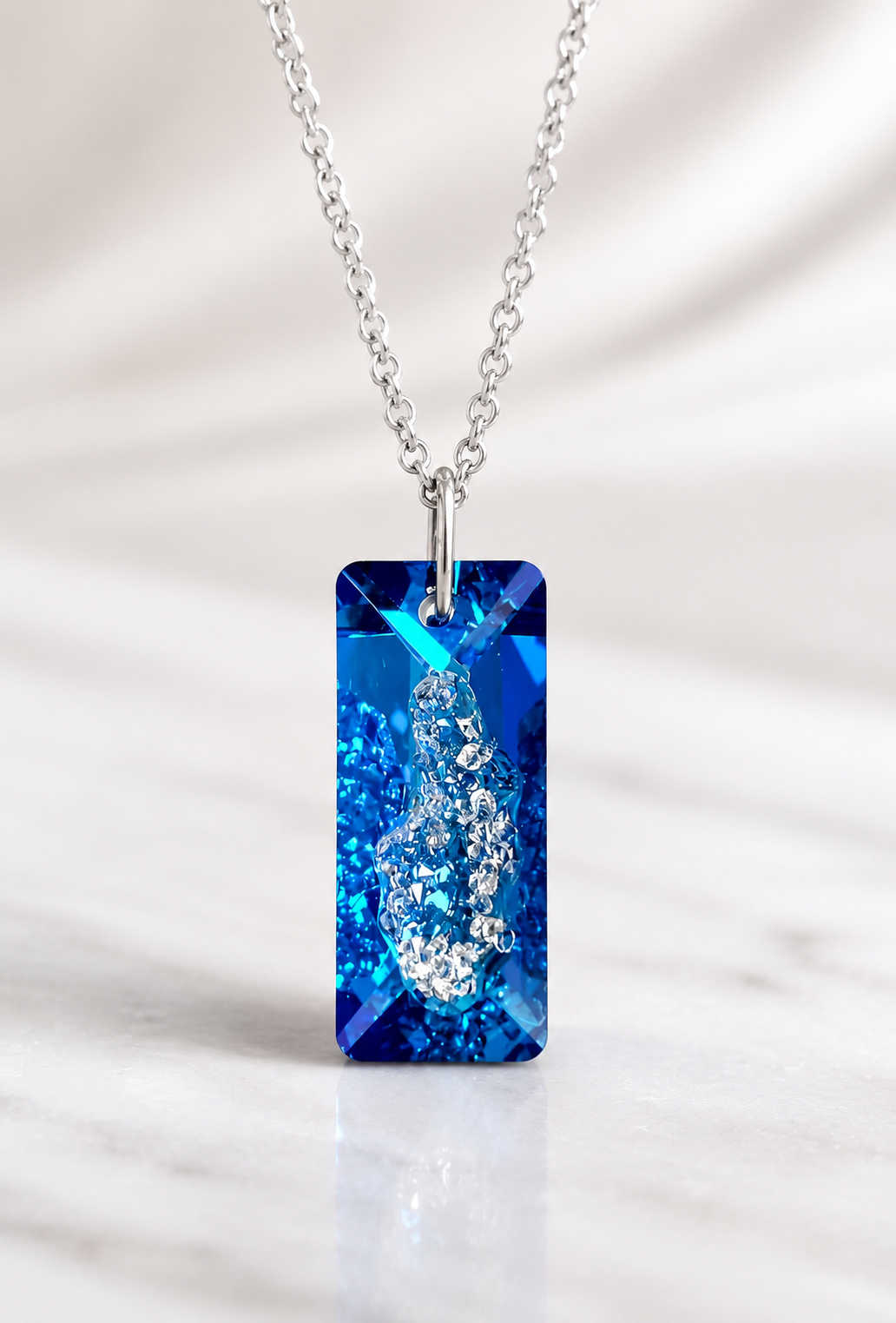 Collar bermuda cristal azul