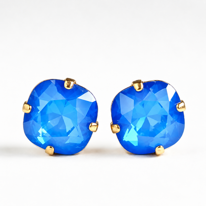 Boucle d'oreille carrée en opale bleue