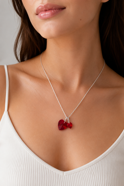 Collar Corazones de Cristal Rojo