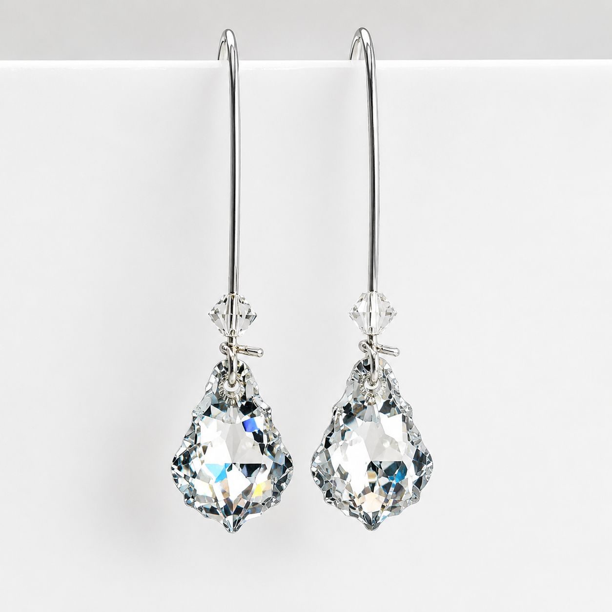 Pendientes largos candelabros de cristal transparente