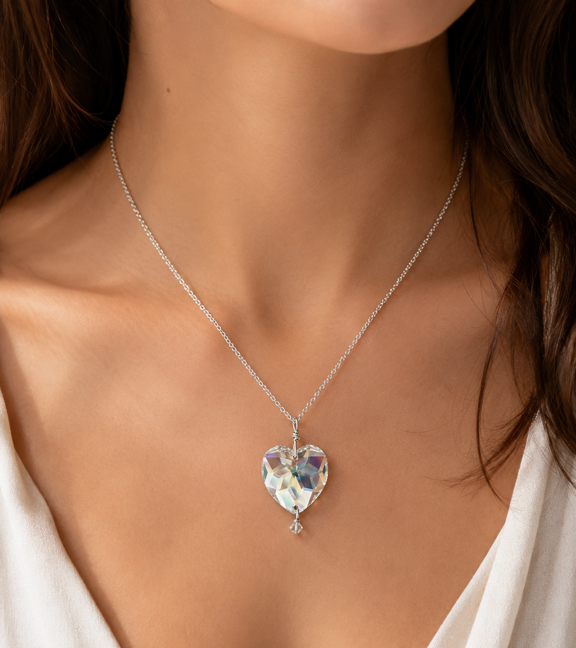 Collar de corazón de cristal transparente