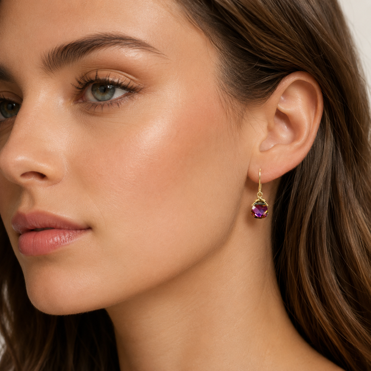 Pendientes briolette planos metálicos arcoiris claros
