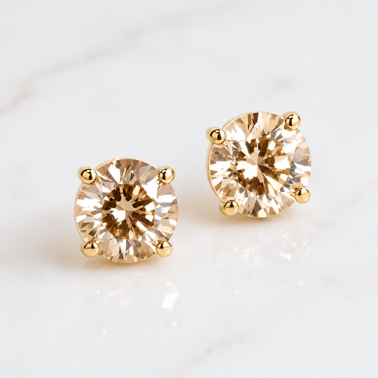 Round gold crystal stud earring