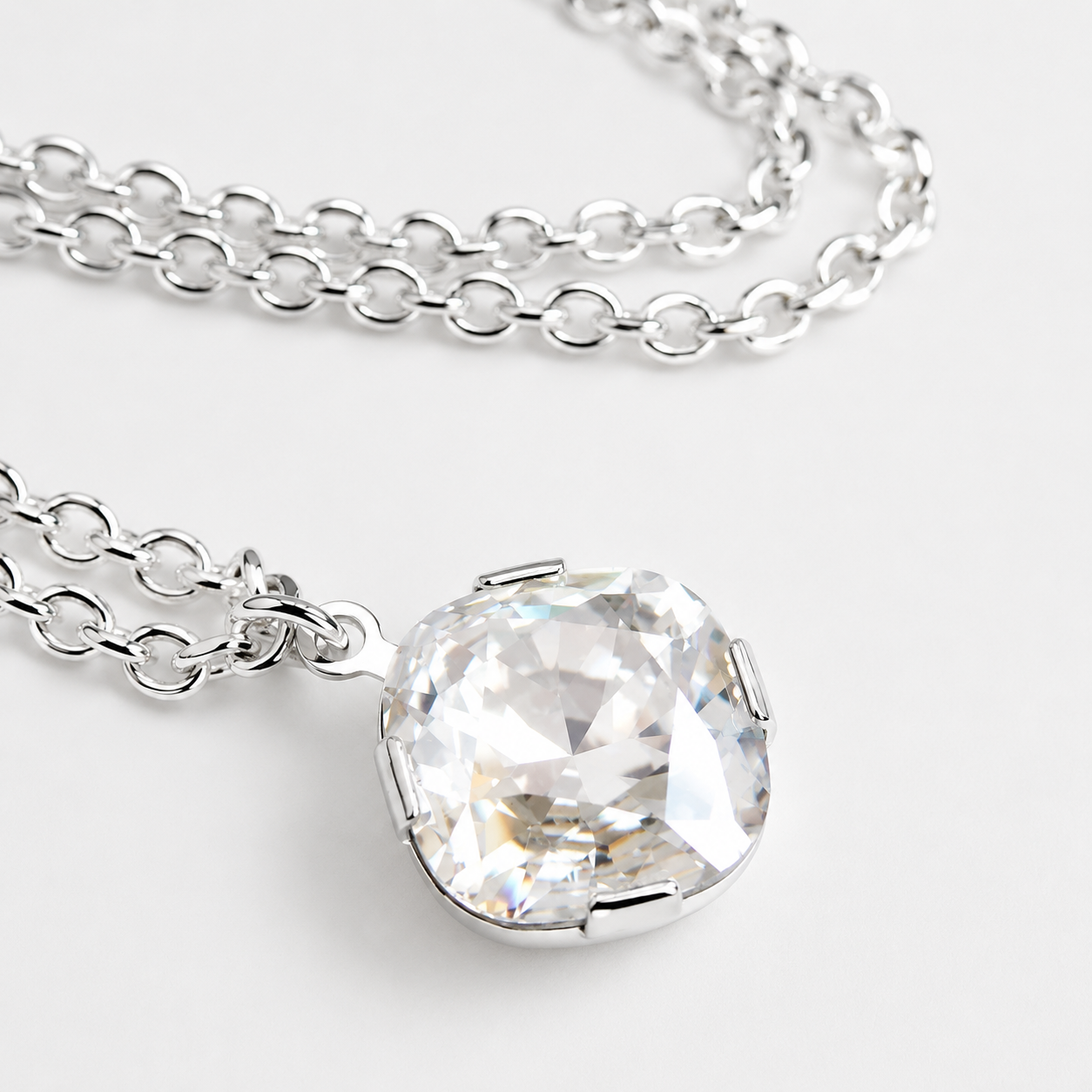 Collar de cristal de luz de luna