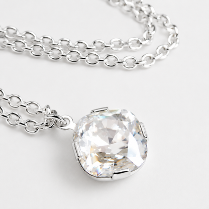 Collar de cristal de luz de luna