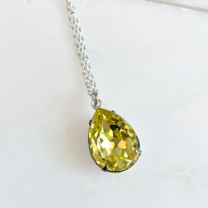 Pendentif poire en forme de larme Jonquil