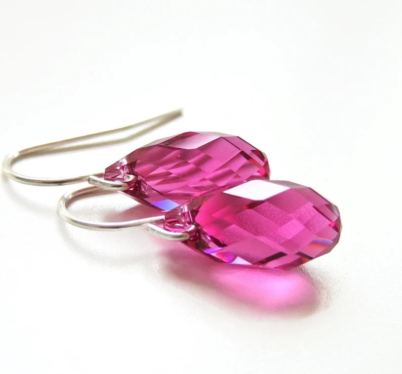 Boucles d'oreilles Briolette en cristal en forme de larme rose fuchsia