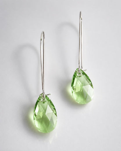 Boucles d'oreilles longues en cristal péridot
