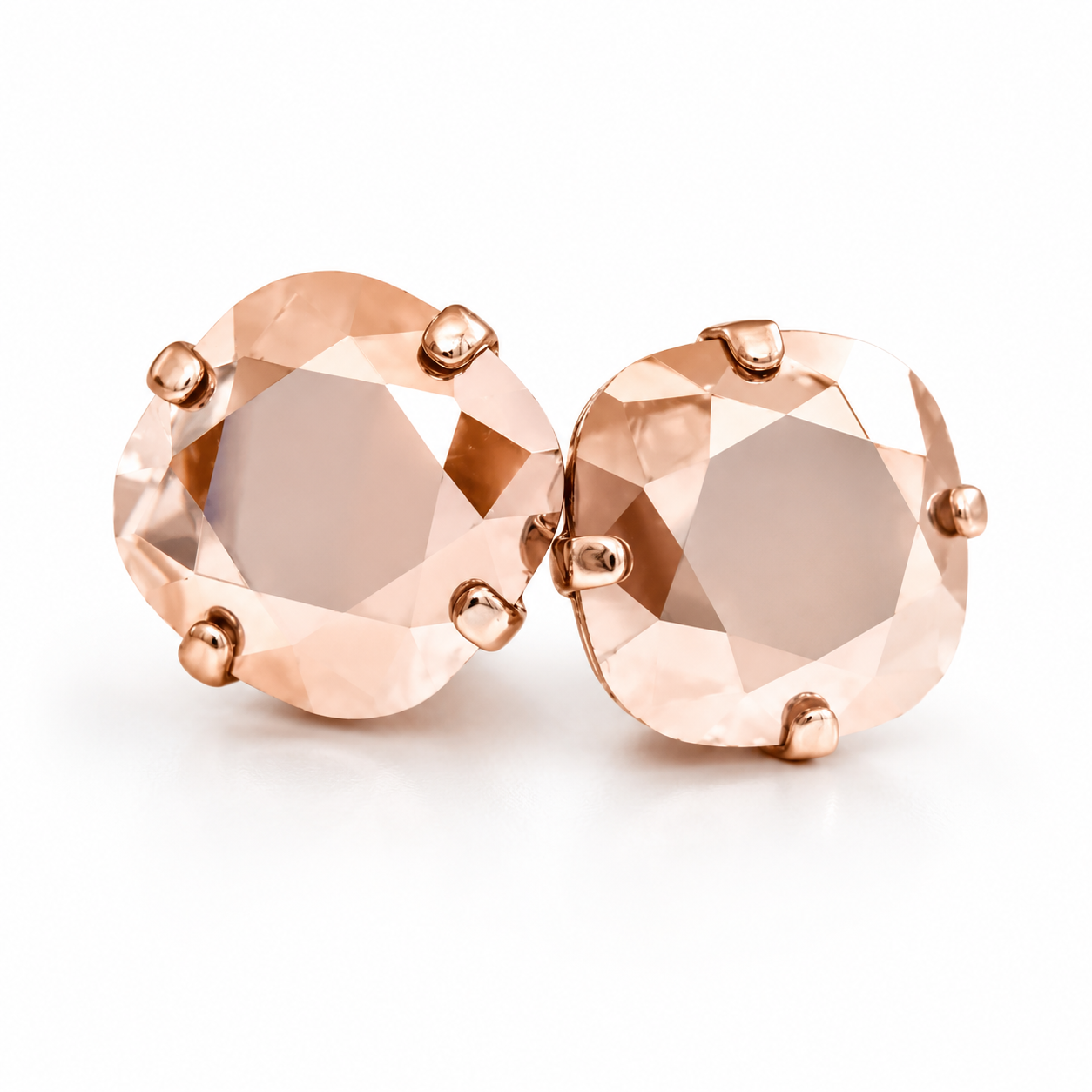 Boucles d'oreilles puces carrées en or rose