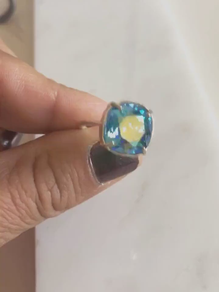 Turquoise Cocktail Ring With Iridescent Rhinestones Gold Ring