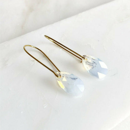 Boucles d'oreilles longues en cristal d'opale blanche