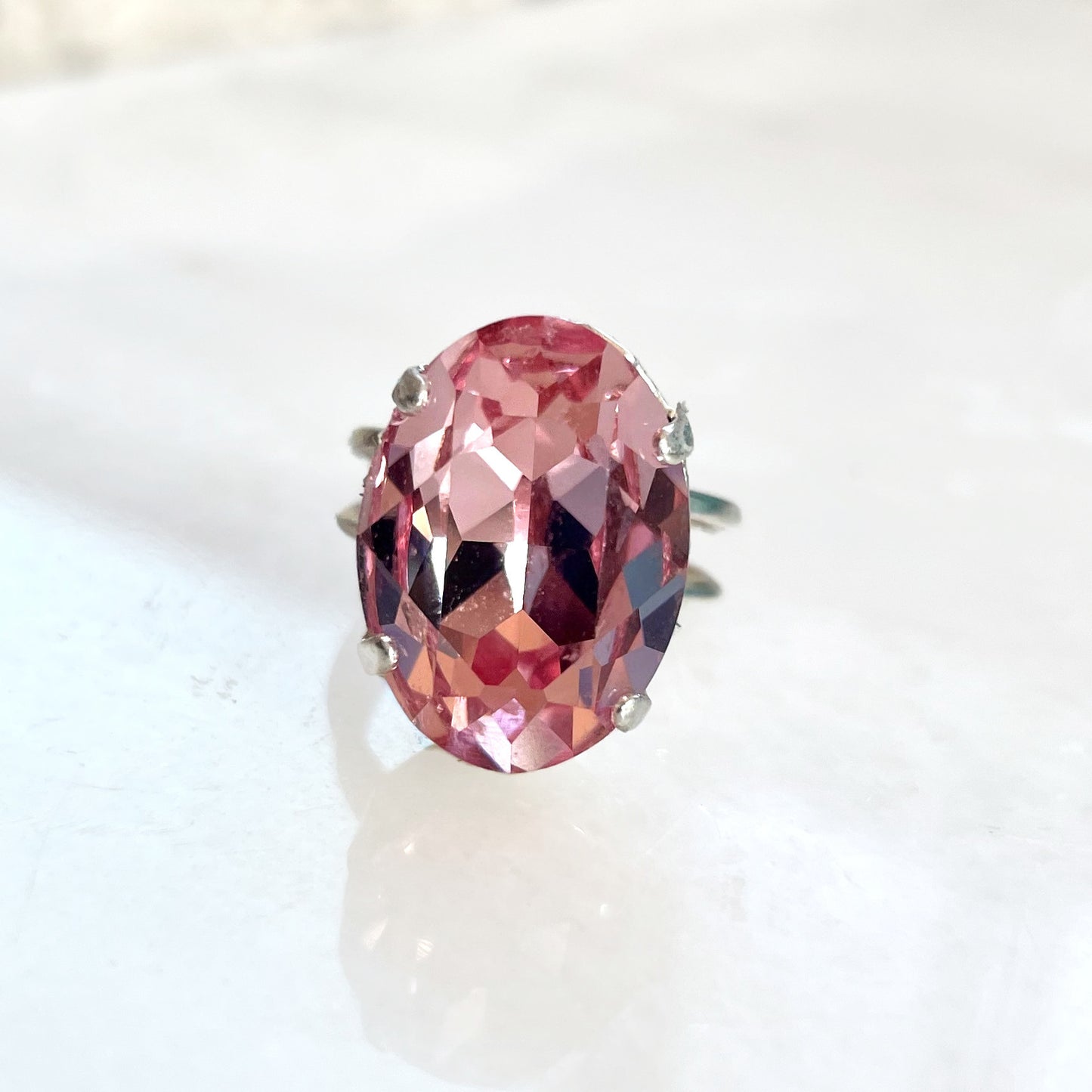 Light pink crystal oval ring